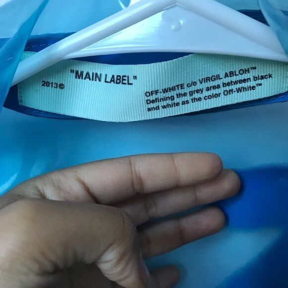 Limited Edition PVC Moto OffWhite - Picture 3 of 8